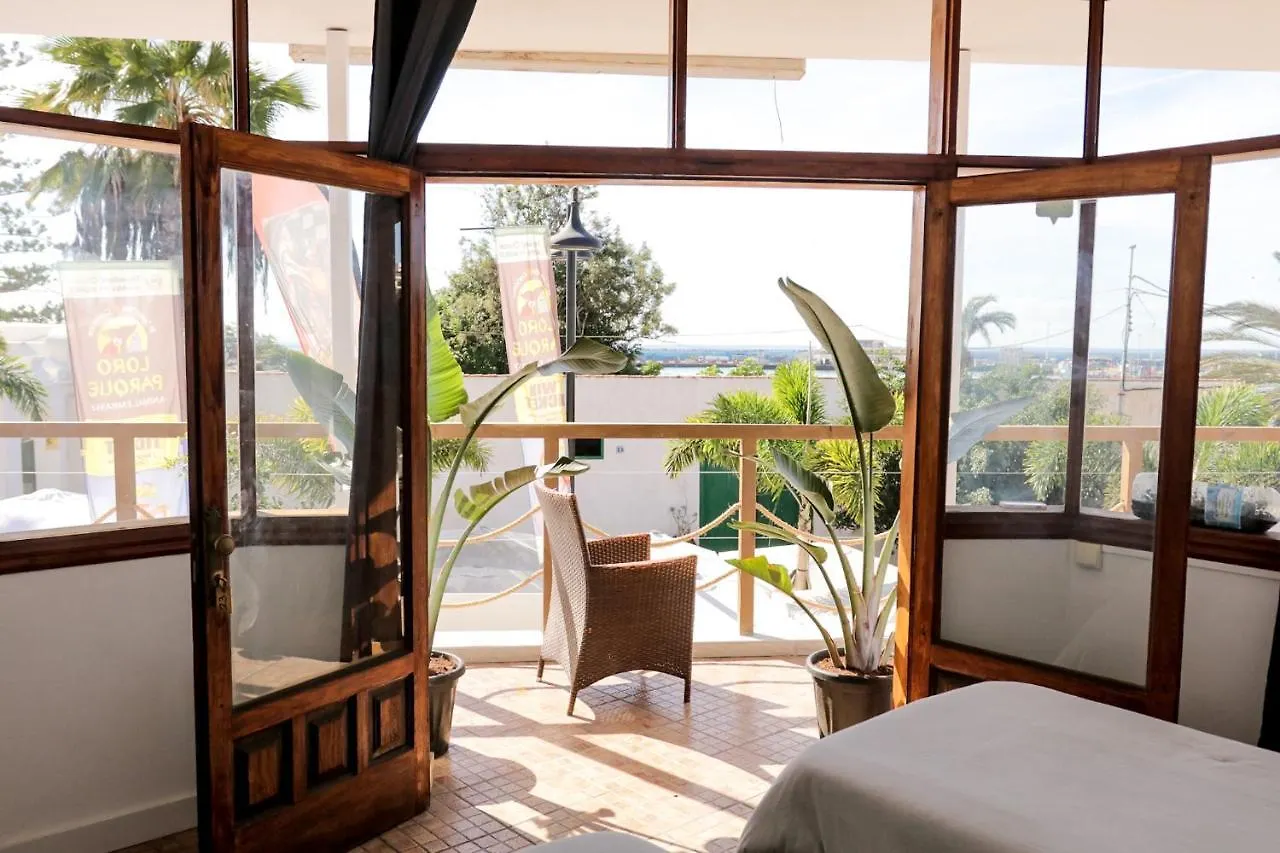 Ocean Nomads Coworking Hostel Arona