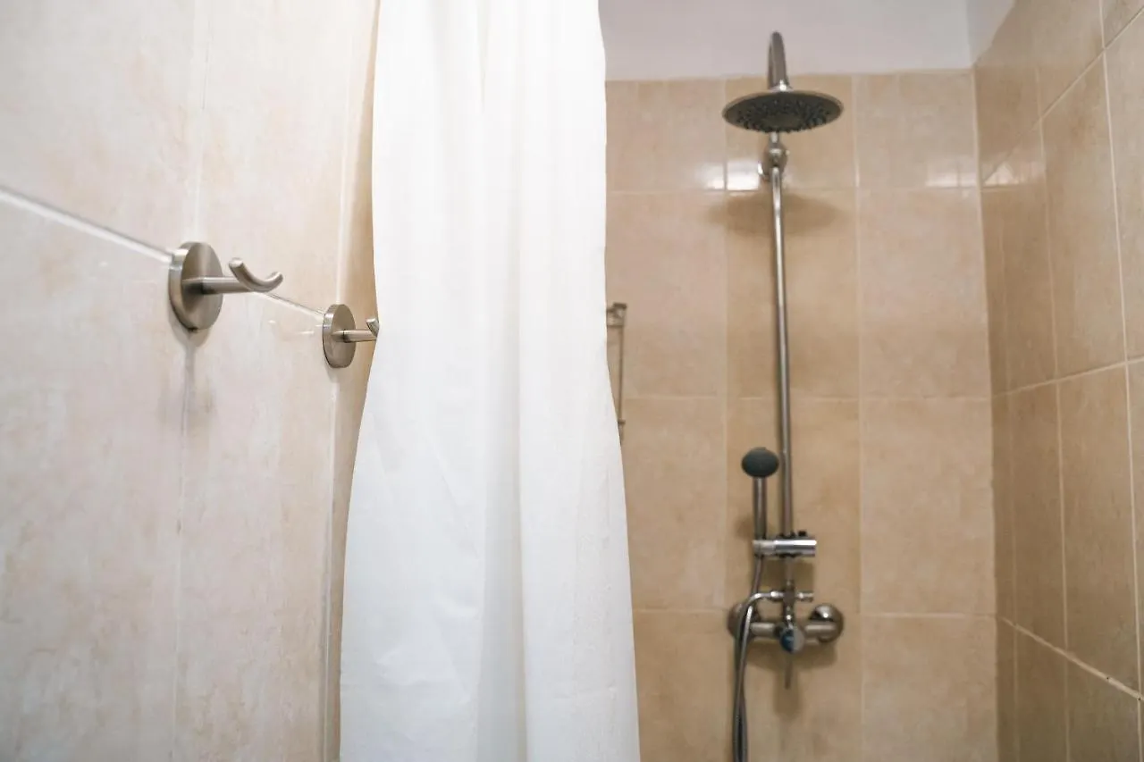 Ocean Nomads Coworking Hostel Arona  Spain